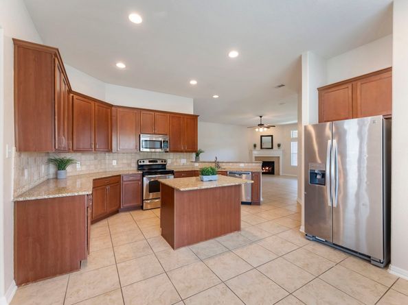 6415 Pinyon Trail Drive, Spring TX 77389
