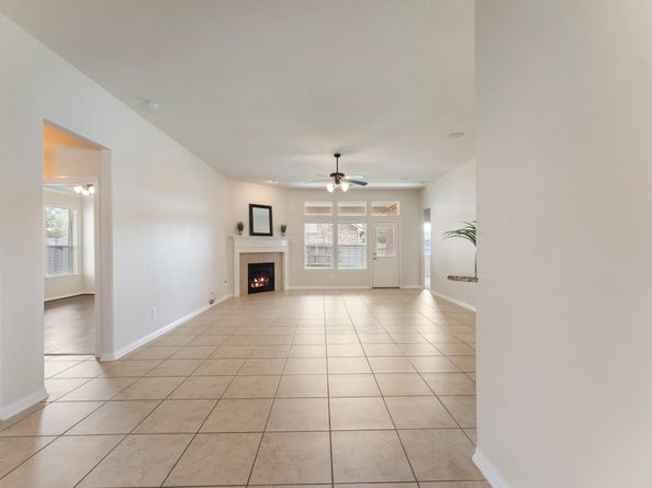 6415 Pinyon Trail Drive, Spring TX 77389