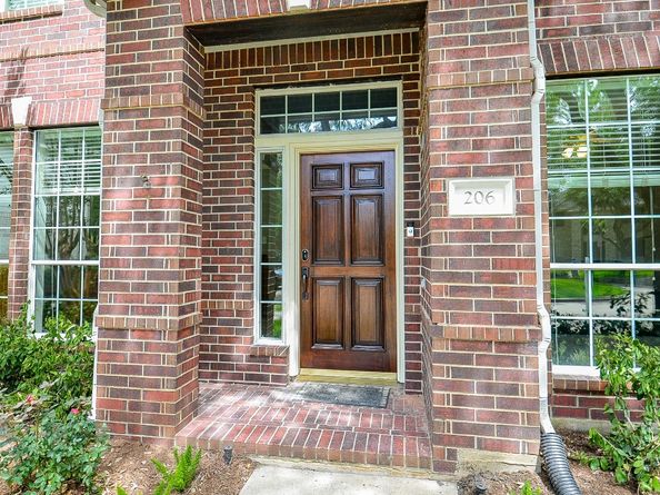 206 Wild Oak Run, Houston TX 77094