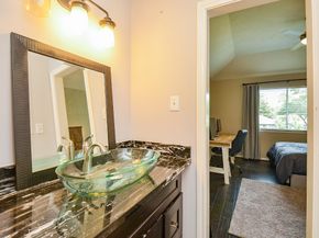 206 Wild Oak Run, Houston TX 77094