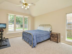 206 Wild Oak Run, Houston TX 77094