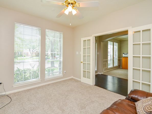 206 Wild Oak Run, Houston TX 77094