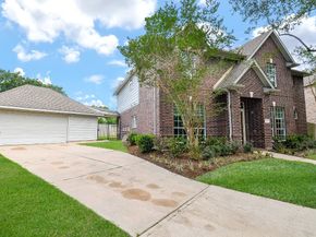 206 Wild Oak Run, Houston TX 77094