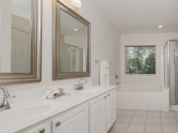 86 N Camellia Grove Circle, The Woodlands TX 77382