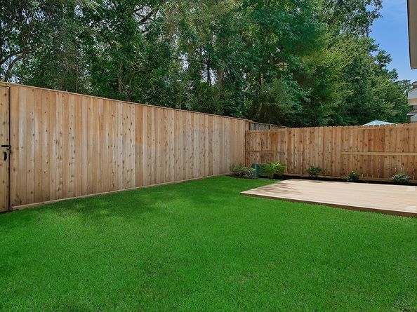 86 N Camellia Grove Circle, The Woodlands TX 77382