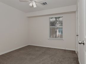 86 N Camellia Grove Circle, The Woodlands TX 77382