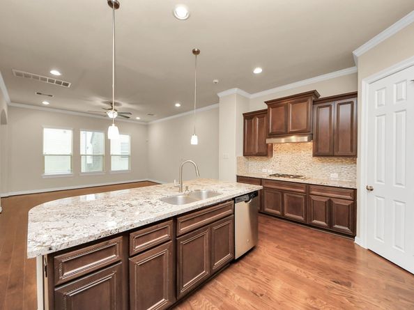 10606 Shadow Elm Court Court, Houston TX 77043