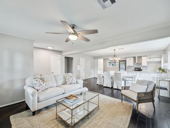 2014 Spillers Lane, Houston TX 77043