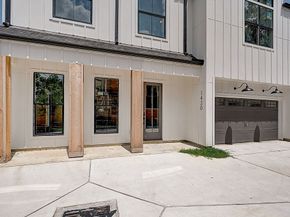 1420 Weiss Street, Houston TX 77009
