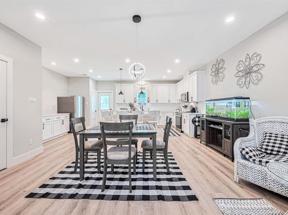 807 Avenue J Place, Conroe TX 77301