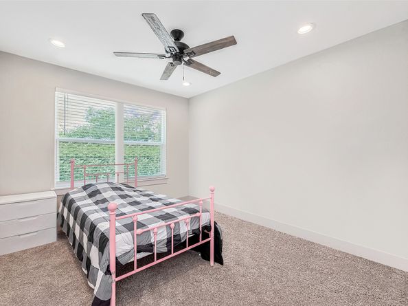 807 Avenue J Place, Conroe TX 77301