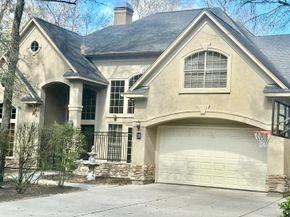 38 HILLOCK WOODS Drive, The Woodlands TX 77380