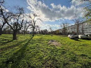 4805 E O S T Drive, Houston TX 77013