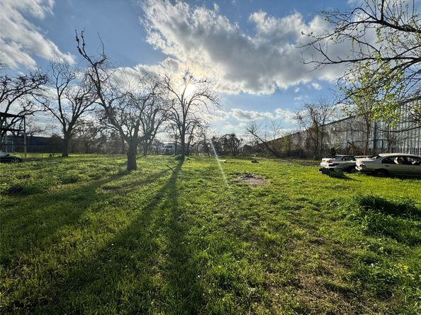 4805 E O S T Drive, Houston TX 77013