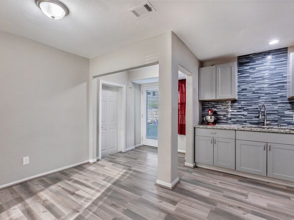 1334 Clinton Park Street, Houston TX 77029