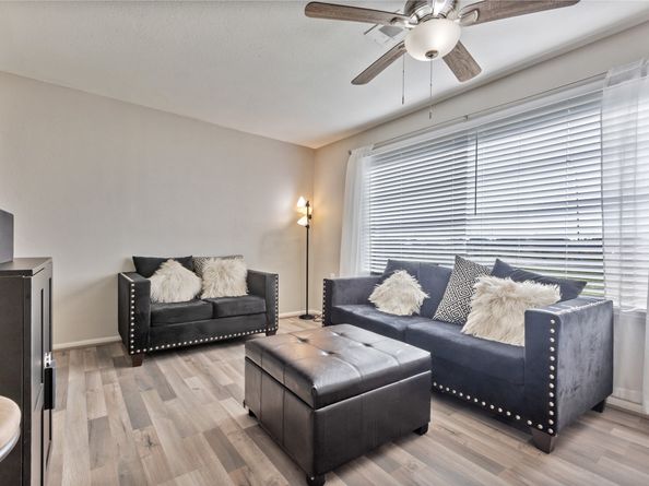 1334 Clinton Park Street, Houston TX 77029