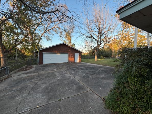 6402 Jim Street, Houston TX 77092