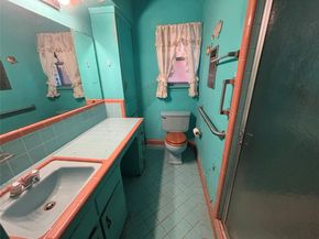6402 Jim Street, Houston TX 77092