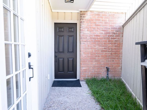 2243 W Alabama Street 10, Houston TX 77098
