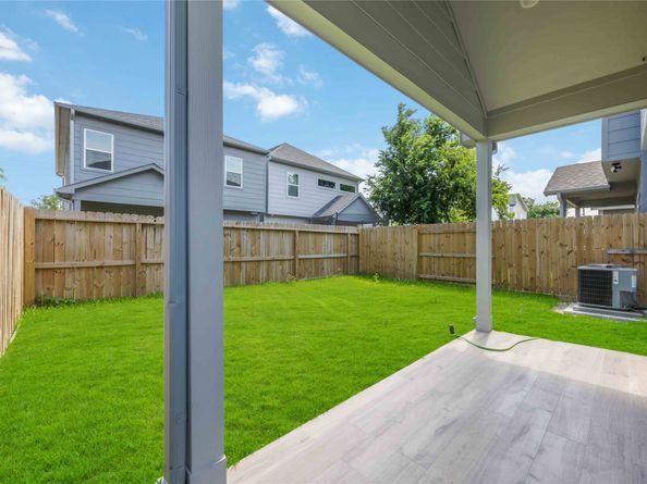 4923 Golden Forest Drive, Houston TX 77091