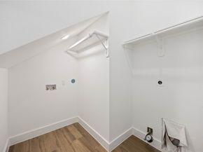 4923 Golden Forest Drive, Houston TX 77091