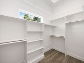 4923 Golden Forest Drive, Houston TX 77091