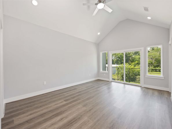 4923 Golden Forest Drive, Houston TX 77091