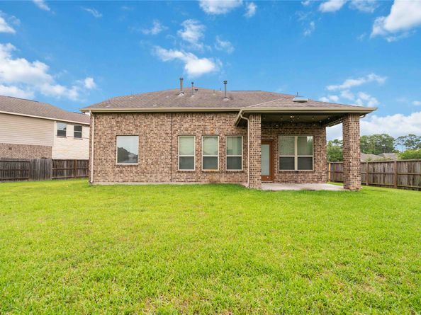 9803 Wyatt Shores Drive, Humble TX 77396