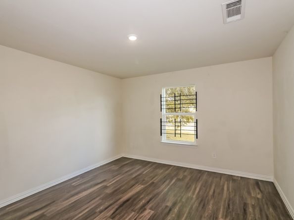 2203 Pearl Street, Houston TX 77029