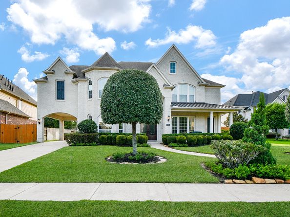 902 Delford Way, Sugar Land TX 77479