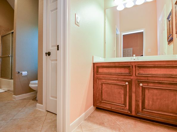 902 Delford Way, Sugar Land TX 77479