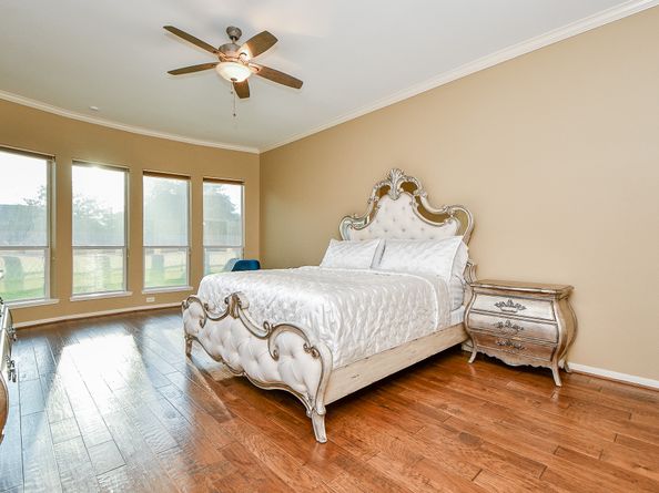 902 Delford Way, Sugar Land TX 77479