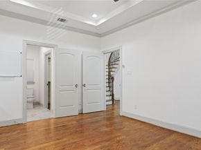 1415 W 21st Street A, Houston TX 77008