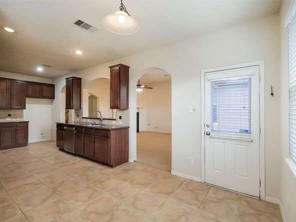 2802 Ridgeglen Lane, Houston TX 77082