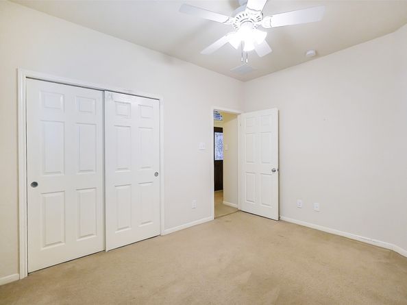 2802 Ridgeglen Lane, Houston TX 77082
