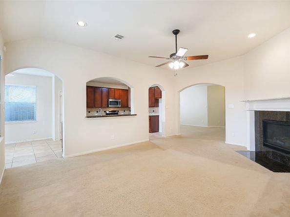 2802 Ridgeglen Lane, Houston TX 77082