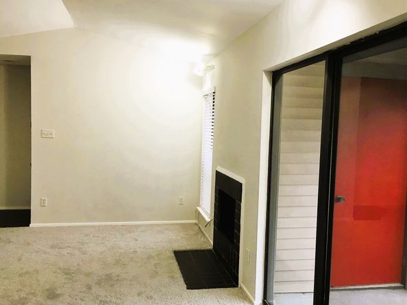 2025 Augusta Drive 804, Houston TX 77057