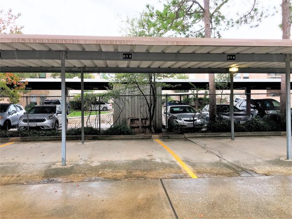 2025 Augusta Drive 804, Houston TX 77057