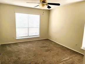 2025 Augusta Drive 804, Houston TX 77057