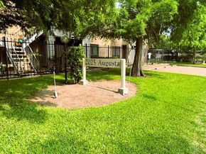2025 Augusta Drive 804, Houston TX 77057