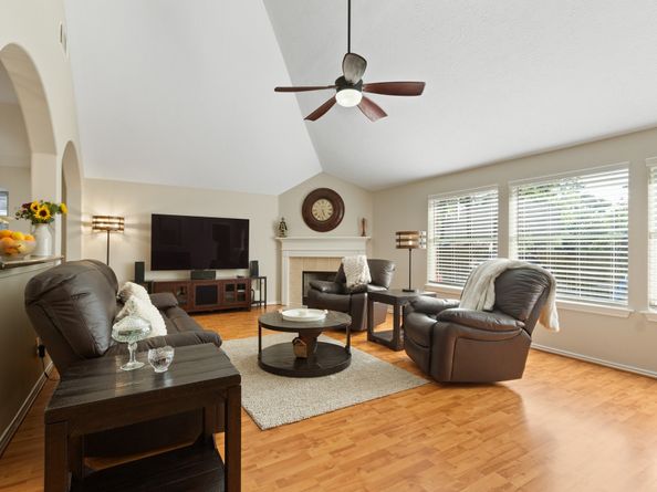 31 Teakwood Place, The Woodlands TX 77384