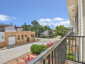 2300 Union Street 2300D, Houston TX 77007