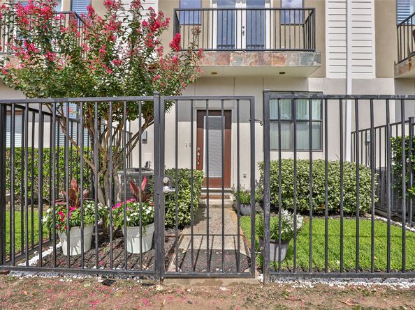 2300 Union Street 2300D, Houston TX 77007