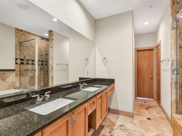 2300 Union Street 2300D, Houston TX 77007