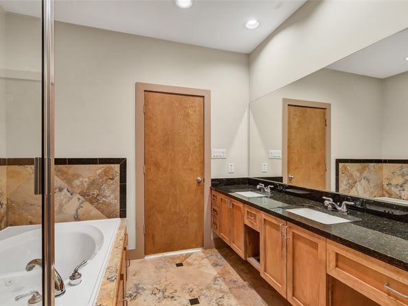 2300 Union Street 2300D, Houston TX 77007