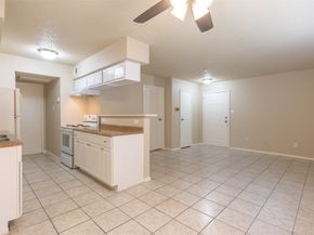 2750 Holly Hall Street 1710, Houston TX 77054