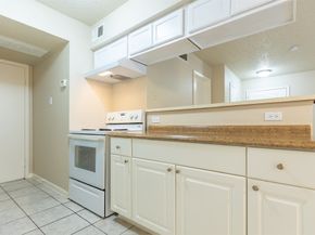 2750 Holly Hall Street 1710, Houston TX 77054