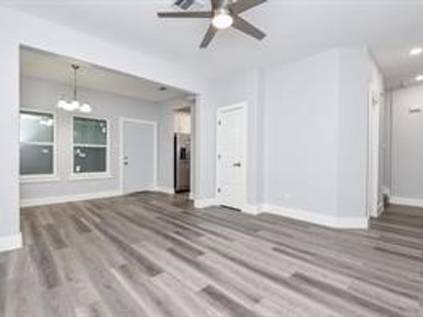 9337 Freeland Street, Houston TX 77075