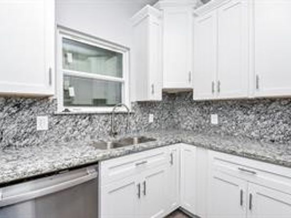 9337 Freeland Street, Houston TX 77075