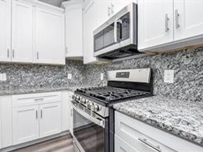 9337 Freeland Street, Houston TX 77075